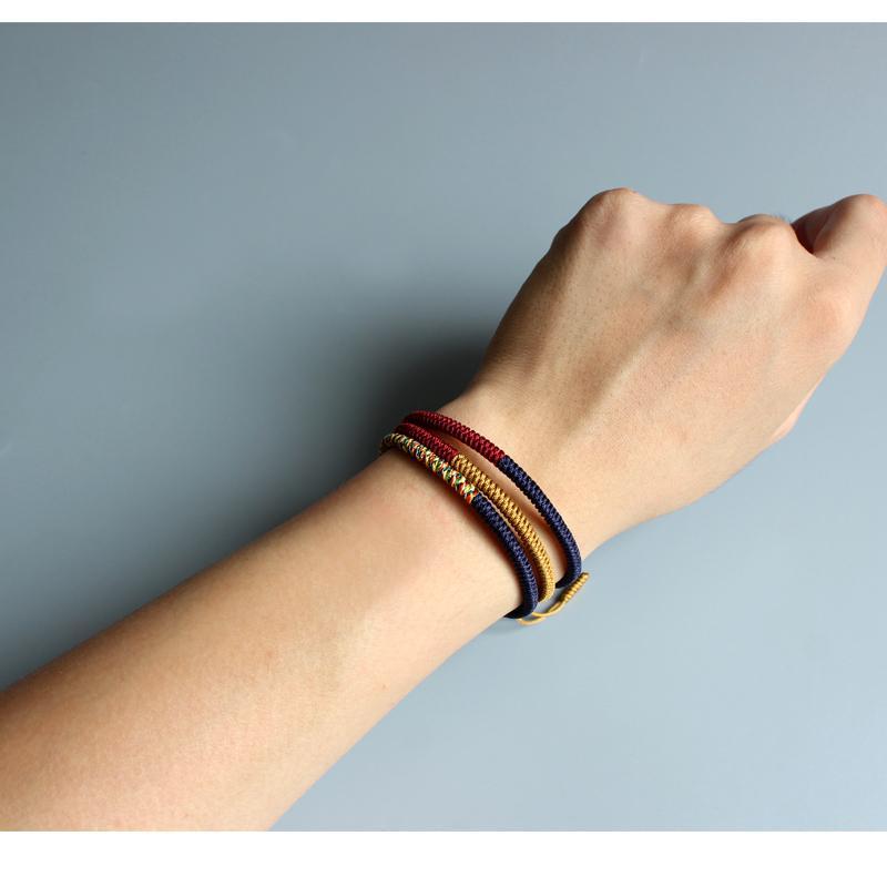Tibetische Knotenarmbänder handgemacht - Freiheit vom Leiden
