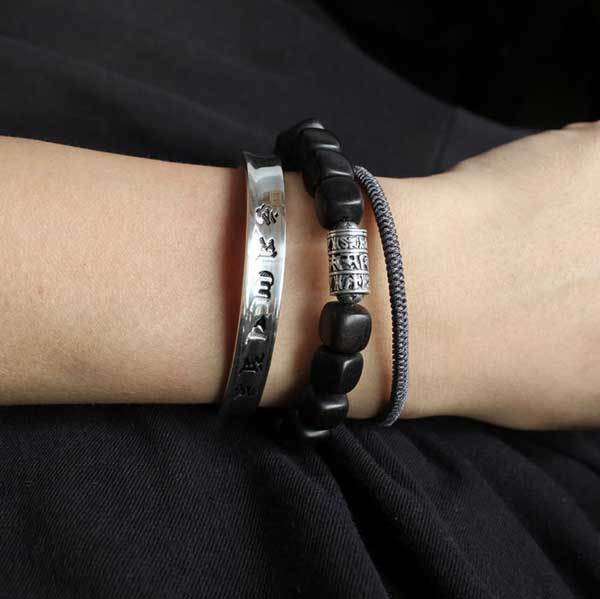Herzsutra_Armreif_Tibetisches_Armband