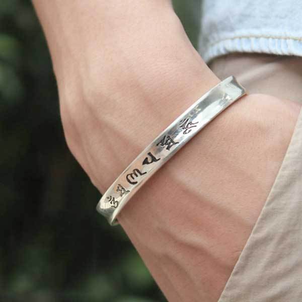 Herzsutra_Armreif_Tibetisches_Armband