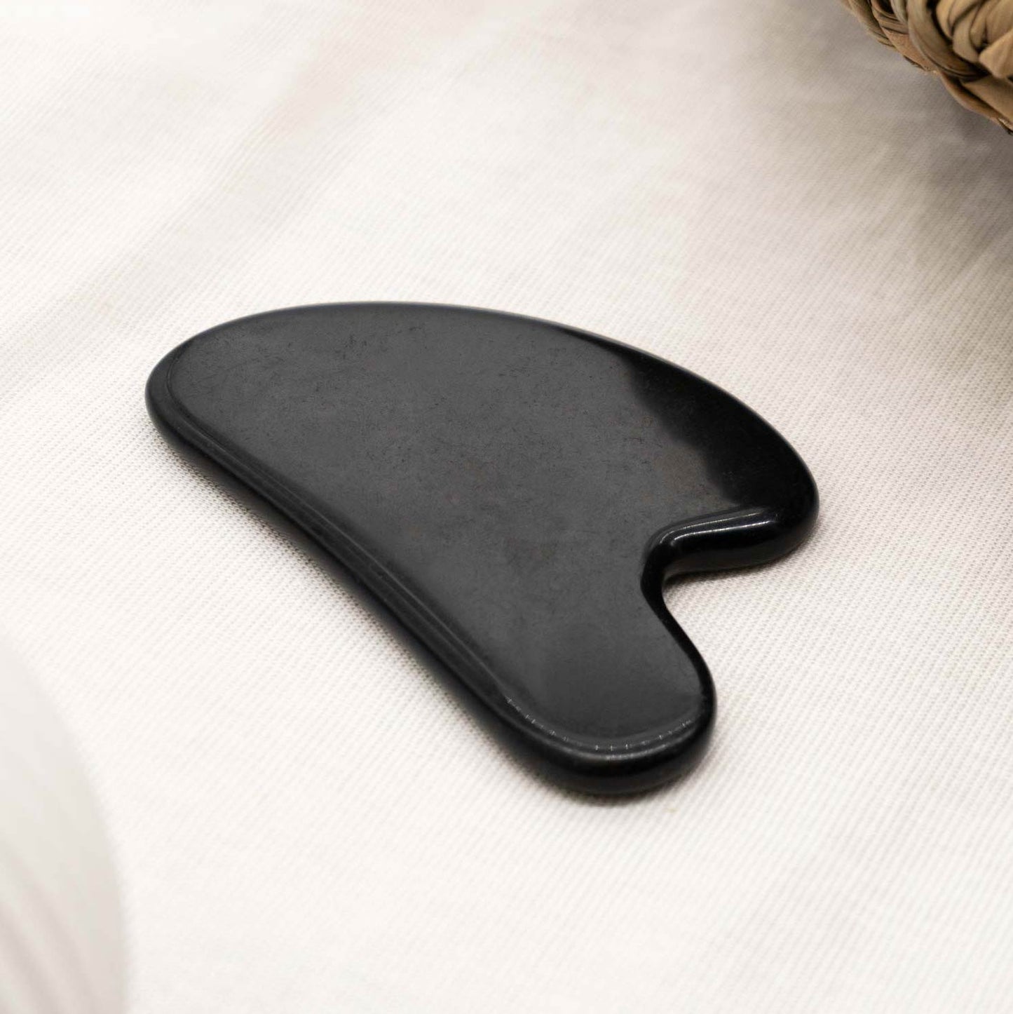 Obsidian-Gua-Sha-Gluck-Zen-Gesichtsmassage-Stein