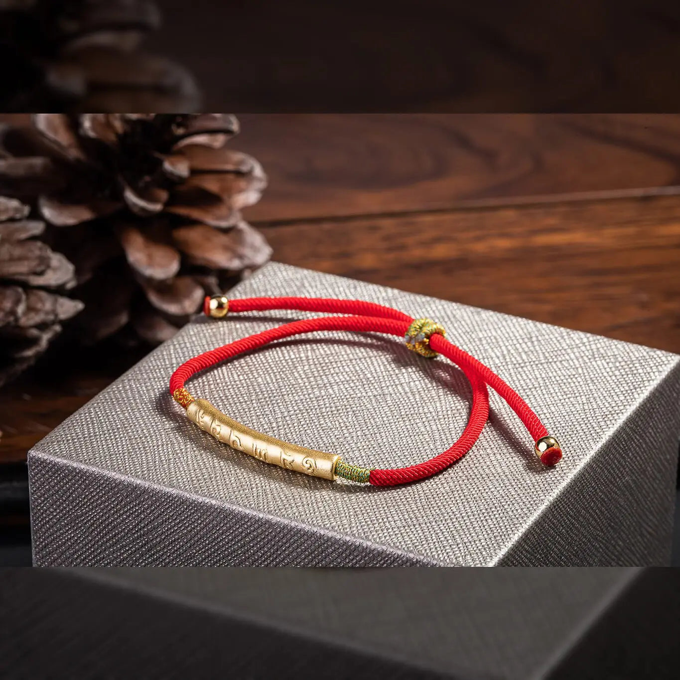 Rotes Tibet Armband Buddhistisch - kräftiger Glücksbringer